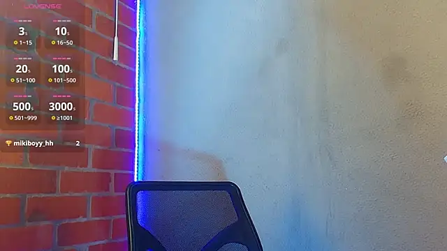 Snapshot of Leandro_valenzuela chatting on 12-01-25, 06:02 Leandro valenzuela online show from 12-01-25, 06:02