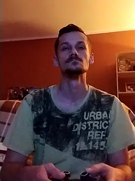 Crazzy Maiky online show from 11-10-25, 08:52