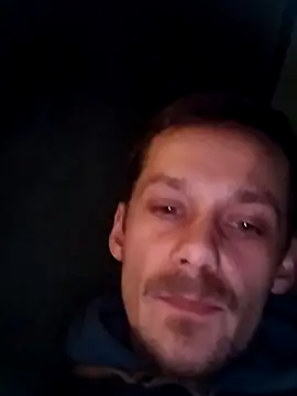 Snapshot of Crazzy_Maiky chatting on 01-15-26, 07:50 Crazzy Maiky online show from 01-15-26, 07:50