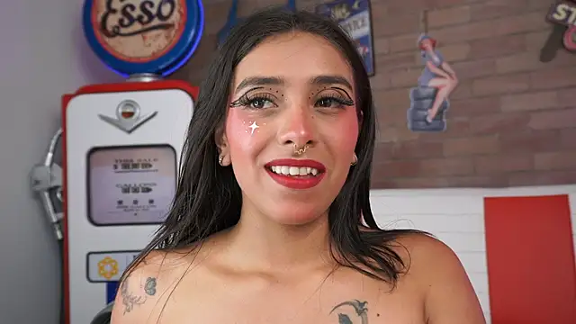 miss collins online show from 05-15-26, 06:04