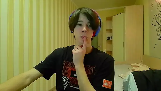 gayGamogey online show from 03-19-25, 07:06