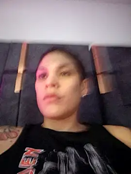 Snapshot of Charlee_pink chatting on 02-14-25, 04:26 Charlee pink online show from 02-14-25, 04:26