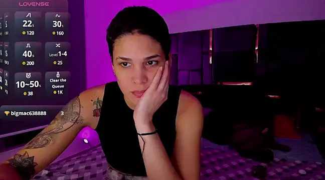 Snapshot of Charlee_pink chatting on 03-07-25, 09:29 Charlee pink online show from 03-07-25, 09:29