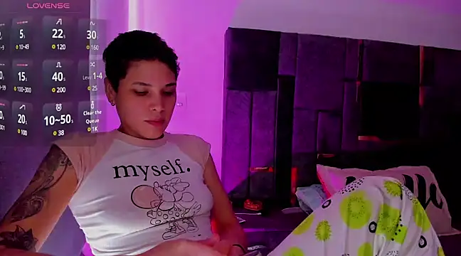 Snapshot of Charlee_pink chatting on 03-21-25, 04:40 Charlee pink online show from 03-21-25, 04:40