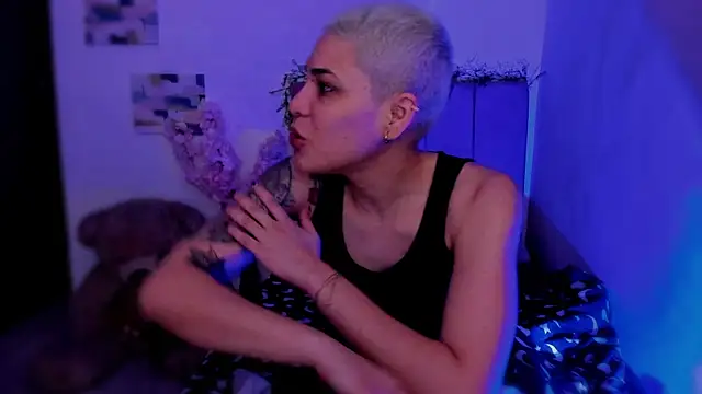 Charlee pink online show from 02-20-26, 02:17