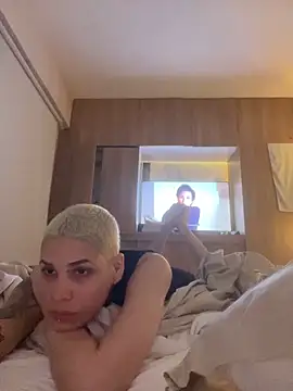 Charlee pink online show from 04-27-26, 03:04