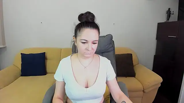 AngellLika online show from 12-05-25, 01:42