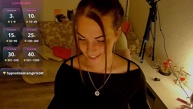 masha19981 online show from 06-12-26, 08:52