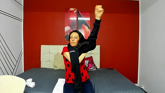 Snapshot of Abrillee1 chatting on 02-07-25, 07:17 Abrillee1 online show from 02-07-25, 07:17