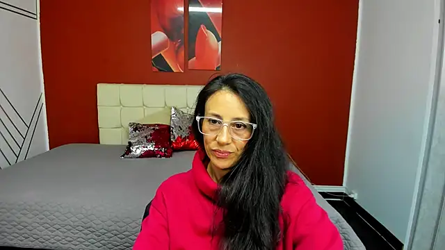 Snapshot of Abrillee1 chatting on 02-24-25, 10:47 Abrillee1 online show from 02-24-25, 10:47