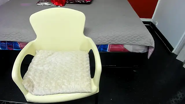 Snapshot of Abrillee1 chatting on 02-27-25, 07:47 Abrillee1 online show from 02-27-25, 07:47