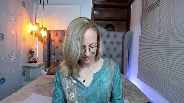 Snapshot of SammySanders chatting on 12-29-24, 10:14 SammySanders online show from 12-29-24, 10:14