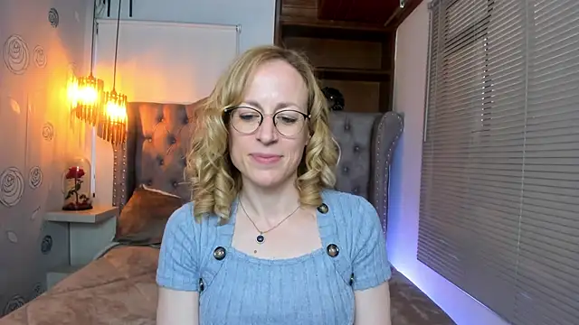 Snapshot of SammySanders chatting on 01-23-25, 11:15 SammySanders online show from 01-23-25, 11:15