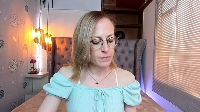 Snapshot of SammySanders chatting on 01-29-25, 05:24 SammySanders online show from 01-29-25, 05:24