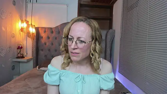 Snapshot of SammySanders chatting on 02-28-25, 11:12 SammySanders online show from 02-28-25, 11:12