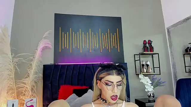 BrianaSchafer online show from 01-28-25, 04:41