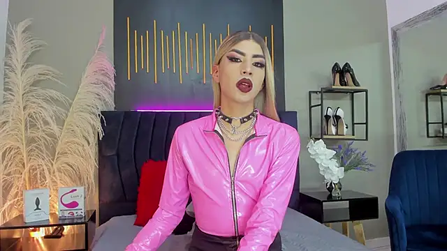 BrianaSchafer online show from 02-17-25, 08:47