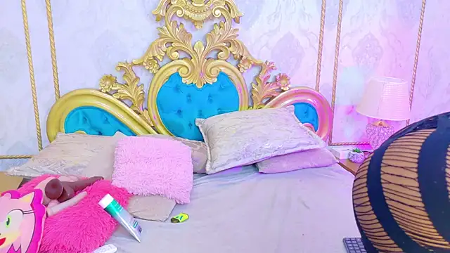 SalomeRestrepo online show from 11-15-25, 05:49