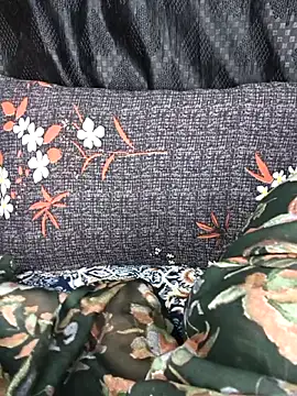 baby soni78690 online show from 04-27-26, 12:14