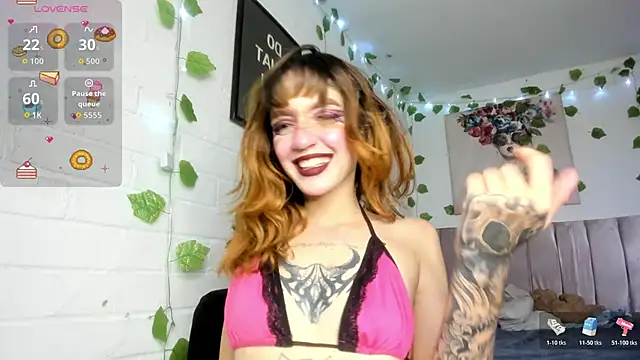 Snapshot of katt__black__ chatting on 11-28-25, 09:17 katt black online show from 11-28-25, 09:17