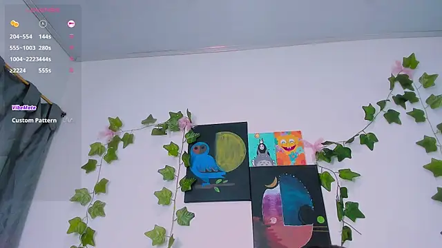 Snapshot of Mxss_Honey chatting on 10-19-25, 09:32 Mxss Honey online show from 10-19-25, 09:32