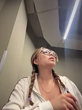 vixen allure online show from 01-13-26, 01:05