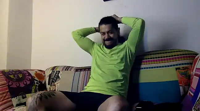 AndresSmith   online show from 03-10-25, 09:32