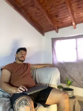 AndresSmith   online show from 04-28-26, 04:34