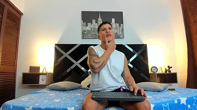 nakedfoam1 online show from 04-14-26, 03:23