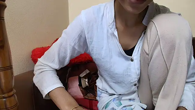 Srabontii online show from 11-17-25, 05:02