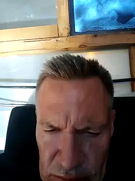 ed44435 online show from 11-08-25, 06:51