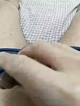 Snapshot of Sperma-V-rotik chatting on 02-22-25, 05:24 Sperma-V-rotik online show from 02-22-25, 05:24