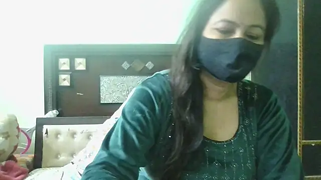 couplesuni online show from 12-02-24, 03:47