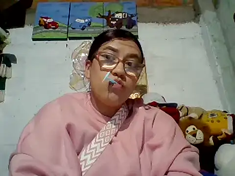 dafne19  online show from 01-05-25, 03:53