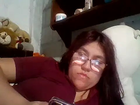 dafne19  online show from 01-19-25, 02:25