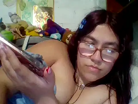 dafne19  online show from 02-13-25, 06:52