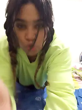 ambarlennoix online show from 12-31-24, 08:04