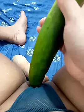 ambarlennoix online show from 10-30-25, 08:16