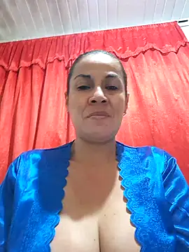Snapshot of Zaralu_ chatting on 12-10-24, 11:30 Zaralu online show from 12-10-24, 11:30