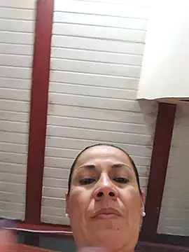Snapshot of Zaralu_ chatting on 12-27-24, 11:10 Zaralu online show from 12-27-24, 11:10