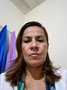 Snapshot of Zaralu_ chatting on 02-15-25, 03:09 Zaralu online show from 02-15-25, 03:09