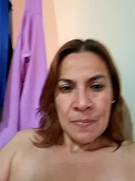 Snapshot of Zaralu_ chatting on 02-16-25, 10:10 Zaralu online show from 02-16-25, 10:10