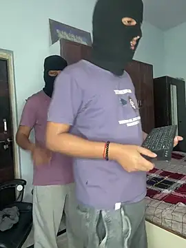 Sexy bitch 23 online show from 02-04-26, 01:44