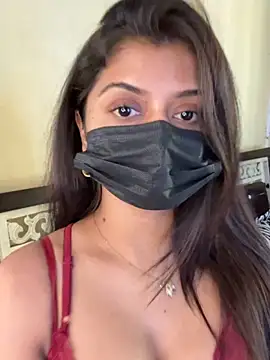 Aakanshaa   online show from 04-26-26, 09:07