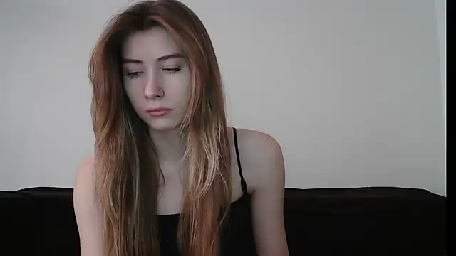 Snapshot of ErikaShyy chatting on 01-02-25, 10:16 ErikaShyy online show from 01-02-25, 10:16