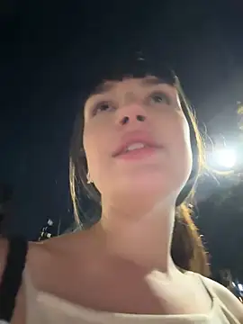 Snapshot of Sophie_Avory chatting on 12-18-24, 12:40 Sophie Avory online show from 12-18-24, 12:40