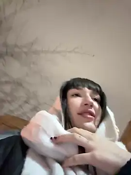 Snapshot of Sophie_Avory chatting on 02-18-25, 05:31 Sophie Avory online show from 02-18-25, 05:31