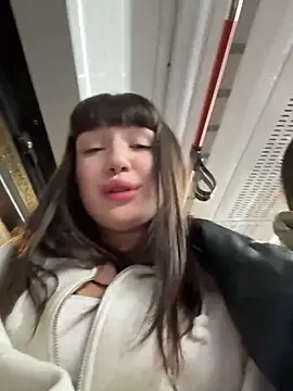 Snapshot of Sophie_Avory chatting on 02-27-25, 08:53 Sophie Avory online show from 02-27-25, 08:53