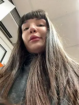 Snapshot of Sophie_Avory chatting on 03-10-25, 09:18 Sophie Avory online show from 03-10-25, 09:18