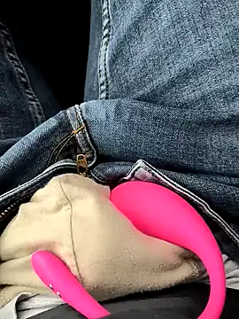 Snapshot of geilehecke1 chatting on 03-18-25, 06:14 geilehecke1 online show from 03-18-25, 06:14